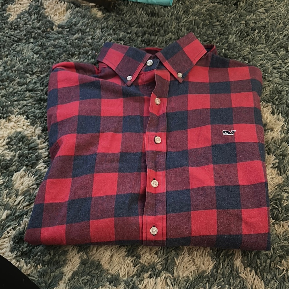 Vineyard Vines Red and Blue Casual Button Down Shirt